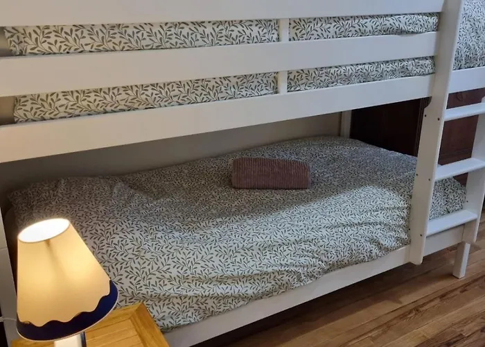 Le Phare Face à La Vue Incroyable